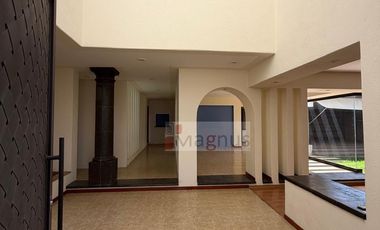 🏠 ESPECTACULAR RESIDENCIA EN ALTOZANO - VALLE DE PARAÍSO