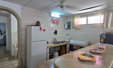 Vendo Casa + Suite Salinas 500m² Oportunidad Frente Colegio Rubira $118K