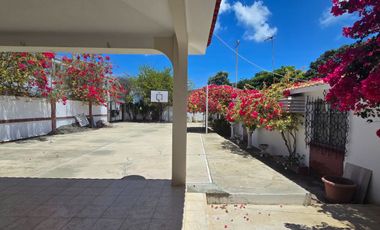 Vendo Casa + Suite Salinas 500m² Oportunidad Frente Colegio Rubira $118K