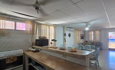 Vendo Casa + Suite Salinas 500m² Oportunidad Frente Colegio Rubira $118K