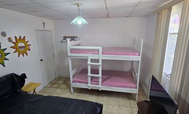 Vendo Casa + Suite Salinas 500m² Oportunidad Frente Colegio Rubira $118K