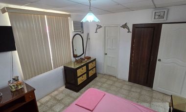 Vendo Casa + Suite Salinas 500m² Oportunidad Frente Colegio Rubira $118K