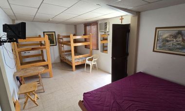 Vendo Casa + Suite Salinas 500m² Oportunidad Frente Colegio Rubira $118K