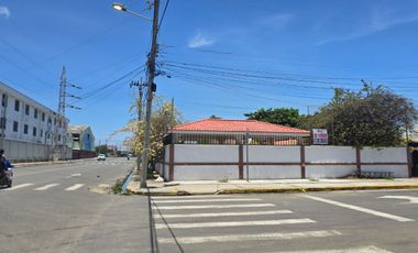 Vendo Casa + Suite Salinas 500m² Oportunidad Frente Colegio Rubira $118K