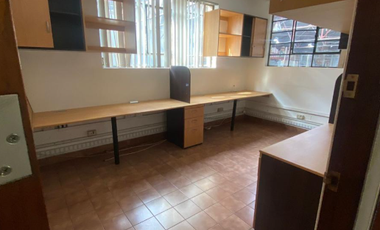 Local Comercial/Oficinas en República de Panamá – Surquillo | 1,400 m²