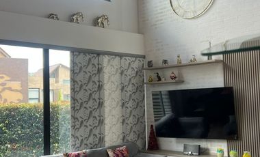 Exclusiva Casa Campestre en Cajicá – Diseño de Vanguardia y Confort