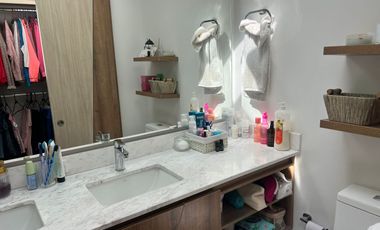 Exclusiva Casa Campestre en Cajicá – Diseño de Vanguardia y Confort