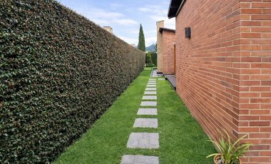 OPORTUNIDAD UNICA CASA CAMPESTRE DE UN SOLO NIVEL EN CAJICA