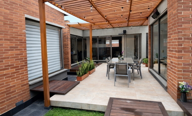 OPORTUNIDAD UNICA CASA CAMPESTRE DE UN SOLO NIVEL EN CAJICA