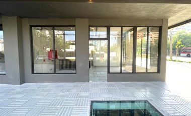 ARRIENDO Local comercial de 22,61 m2 + 67,76 m2 en subt., Estadio Italiano