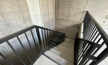ARRIENDO Local comercial de 22,61 m2 + 67,76 m2 en subt., Estadio Italiano