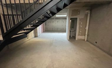 ARRIENDO Local comercial de 22,61 m2 + 67,76 m2 en subt., Estadio Italiano