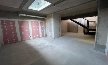 ARRIENDO Local comercial de 22,61 m2 + 67,76 m2 en subt., Estadio Italiano