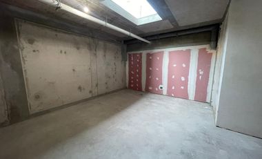 ARRIENDO Local comercial de 22,60 m2 + 67,74 m2 en subt. Estadio Italiano
