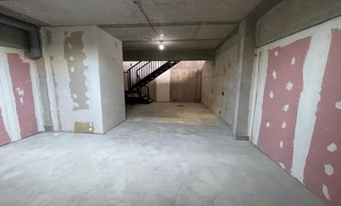 ARRIENDO Local comercial de 22,60 m2 + 67,74 m2 en subt. Estadio Italiano