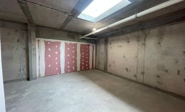 ARRIENDO Local comercial de 22,60 m2 + 67,74 m2 en subt. Estadio Italiano
