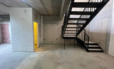 ARRIENDO Local comercial de 22,60 m2 + 67,74 m2 en subt. Estadio Italiano
