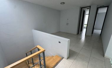 HERMOSA CASA EN RENTA EN CUESTA CLARA
