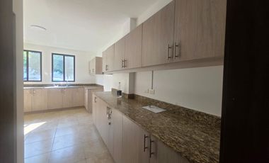 Villa del Bosque, hermosa casa en alquiler de 4 dormitorios