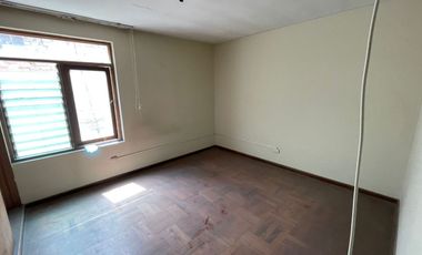 🏡 ¡Casa en venta en San Juan de Miraflores con alto potencial comercial y familiar!