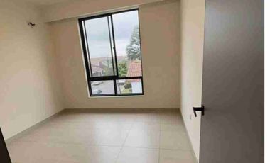 Casa Esquinera, Ciudad Celeste A Estrenar