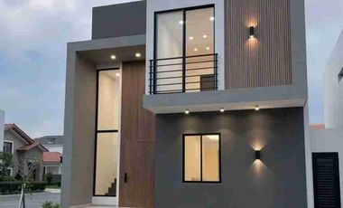 Casa Esquinera, Ciudad Celeste A Estrenar