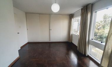 Alquiler De Lindo Departamento En Urb. Liguria Surco