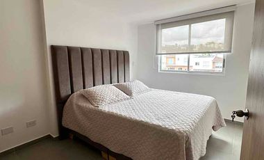 APARTAMENTO AMOBLADO FULL EQUIPADO + parqueadero privado