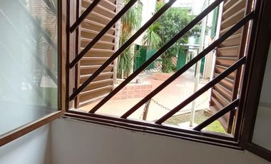 SE ALQUILA DPTO 1 DORM EN COMPLEJO CERRADO B° PUEYRREDON