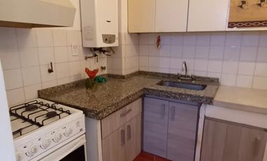 SE ALQUILA DPTO 1 DORM EN COMPLEJO CERRADO B° PUEYRREDON