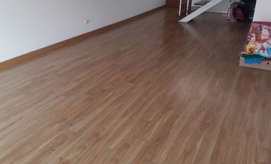 VENTA - BONITO DEPARTAMENTO DUPLEX - luminoso, ventilado y frente a lindo parque