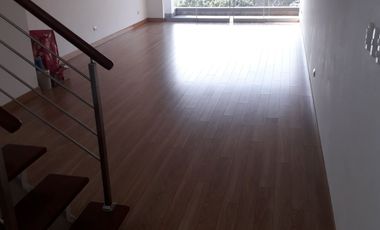 VENTA - BONITO DEPARTAMENTO DUPLEX - luminoso, ventilado y frente a lindo parque