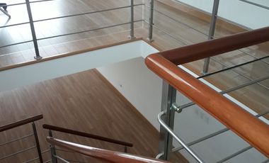 VENTA - BONITO DEPARTAMENTO DUPLEX - luminoso, ventilado y frente a lindo parque