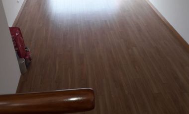 VENTA - BONITO DEPARTAMENTO DUPLEX - luminoso, ventilado y frente a lindo parque