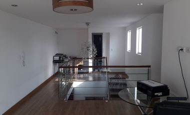 VENTA - BONITO DEPARTAMENTO DUPLEX - luminoso, ventilado y frente a lindo parque