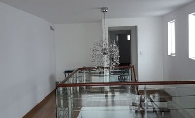 VENTA - BONITO DEPARTAMENTO DUPLEX - luminoso, ventilado y frente a lindo parque