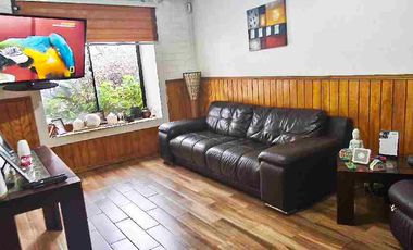SE VENDE AMPLIA CASA EN DENAVISUR
