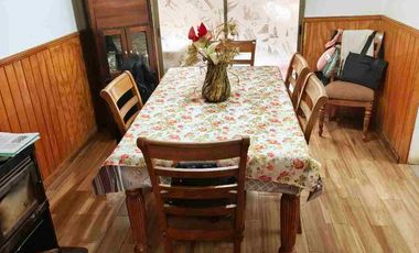 SE VENDE AMPLIA CASA EN DENAVISUR