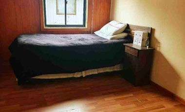 SE VENDE AMPLIA CASA EN DENAVISUR