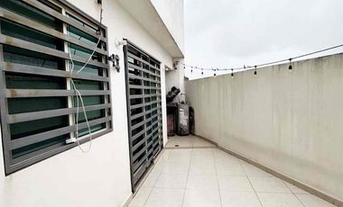 Casa en Venta en Galerías de Camino Real