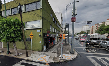 Local Comercial en venta en la Col. Moderna, Benito Juárez, CDMX. ¡Gran Remate!