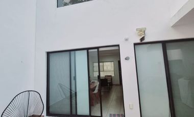 Casa de 3 recámaras en renta, Privada Farallon de Pájaros, Playa del Carmen