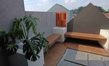 Rumah Mewah minimalis Lokasi strategis dekat suntermall