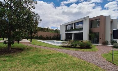 RENTA DEPARTAMENTO EN CONJUNTO POR ESTRENAR SECTOR TUMBACO
