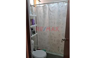 Casa En Venta De 3 Pisos En Ventanilla