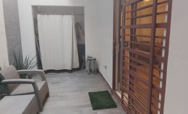 VENTA CASA APICE TRES, SEMINUEVA , EXCELENTES CONDICIONES