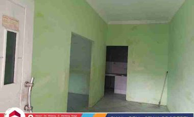 Jual Murah Rumah bebas banjir letak strategis di Harapan Indah Bekasi