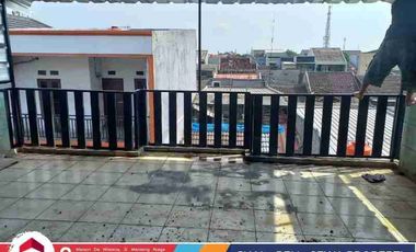 Jual Murah Rumah bebas banjir letak strategis di Harapan Indah Bekasi