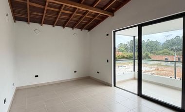 VENTA CASA EN LA CEJA