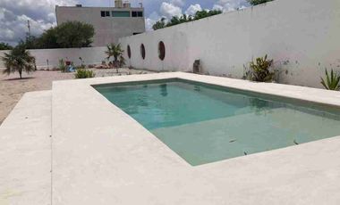 RENTA CASA EN LA PLAYA SAN BENITO, CERCA DEL MAR.